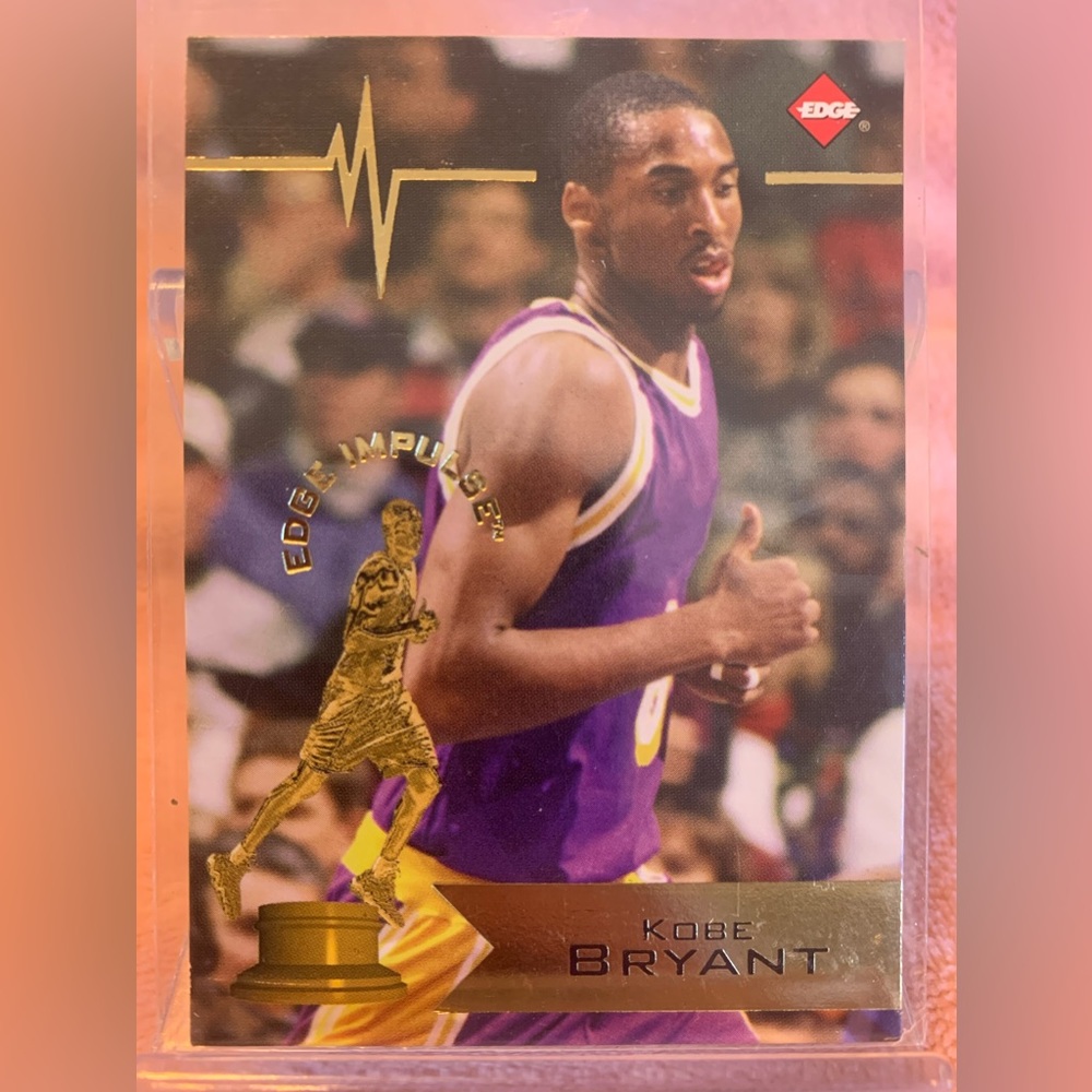 Kobe Bryant 1997-98 Collectors Edge Impulse Gold Trophy #39